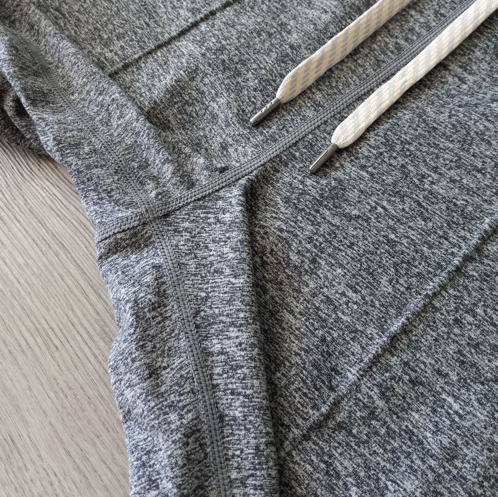 Vuori Halo Wideleg Flare DreamKnit Heather Grey M - Picture 10 of 16